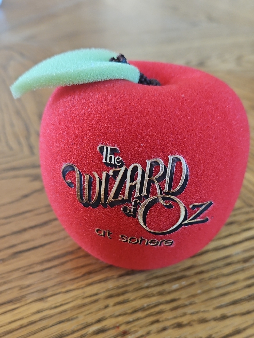 The Wizard of Oz Falling Apple Collectible